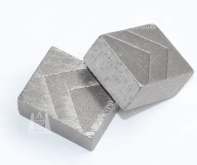 Diamantsegment for granittstein